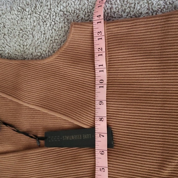 House of Harlow 1960 NWT V-Neck Knit Ribbed Sweater Dress Small Sleeveless - Picture 13 of 15